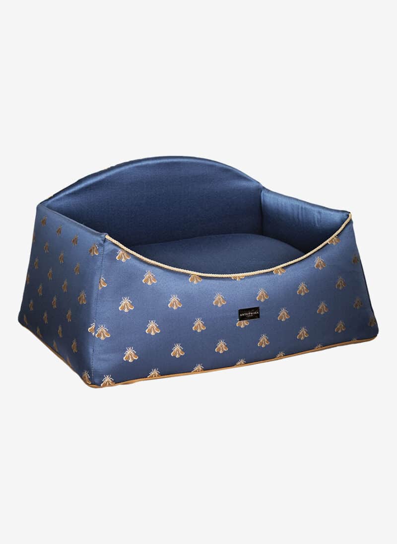 Siena Bluebee Damask Dogbed anteprima venetian luxury pet