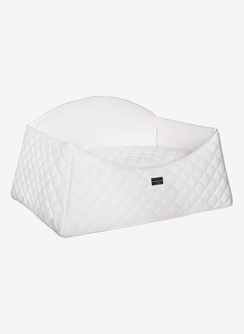 Amalfi White Quilted Dogbed anteprima venetian premium dog bed