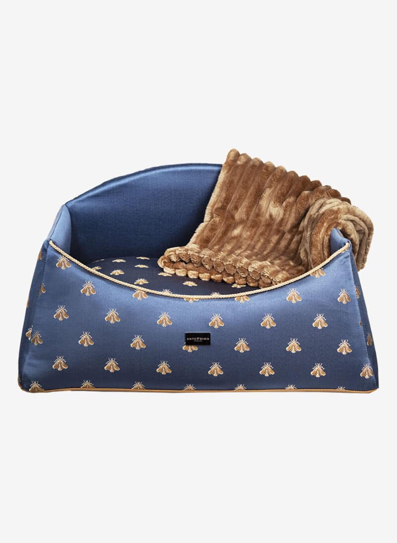 Siena Bluebee Damask Dogbed anteprima venetian luxury pet