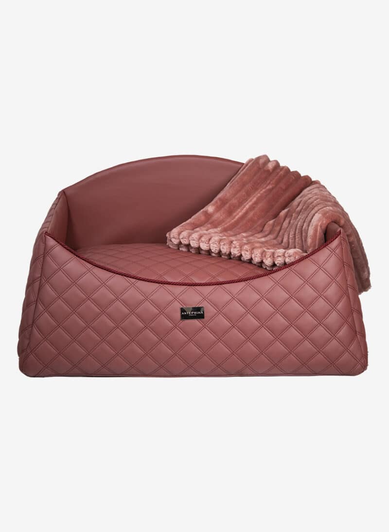 Amalfi Wine Quilted Dogbed anteprima venetian premium dog bed